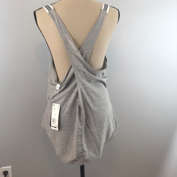 Adidas Women’s Performance Climate Top XL - Picture 5 of 5